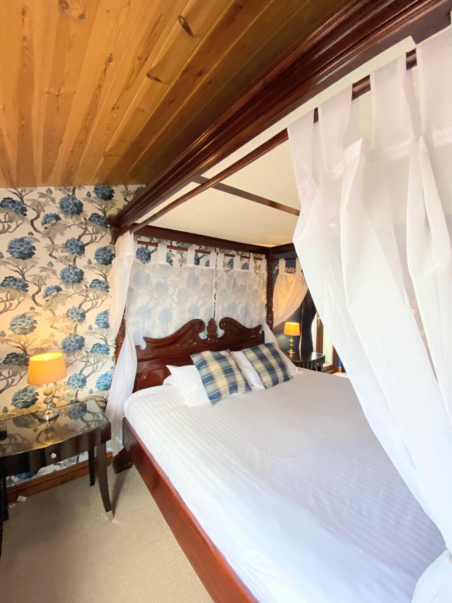 Willa Lomond 5 With Private Hot Tub - Fife - Loch Leven - Lomond Hills - Pet Friendly Kelty Zewnętrze zdjęcie